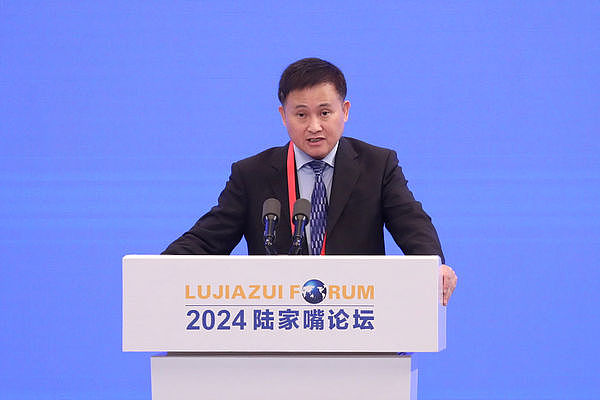 IMF宣布成立上海区域中心，吴清宣示落实科创板八项改革措施（组图） - 2