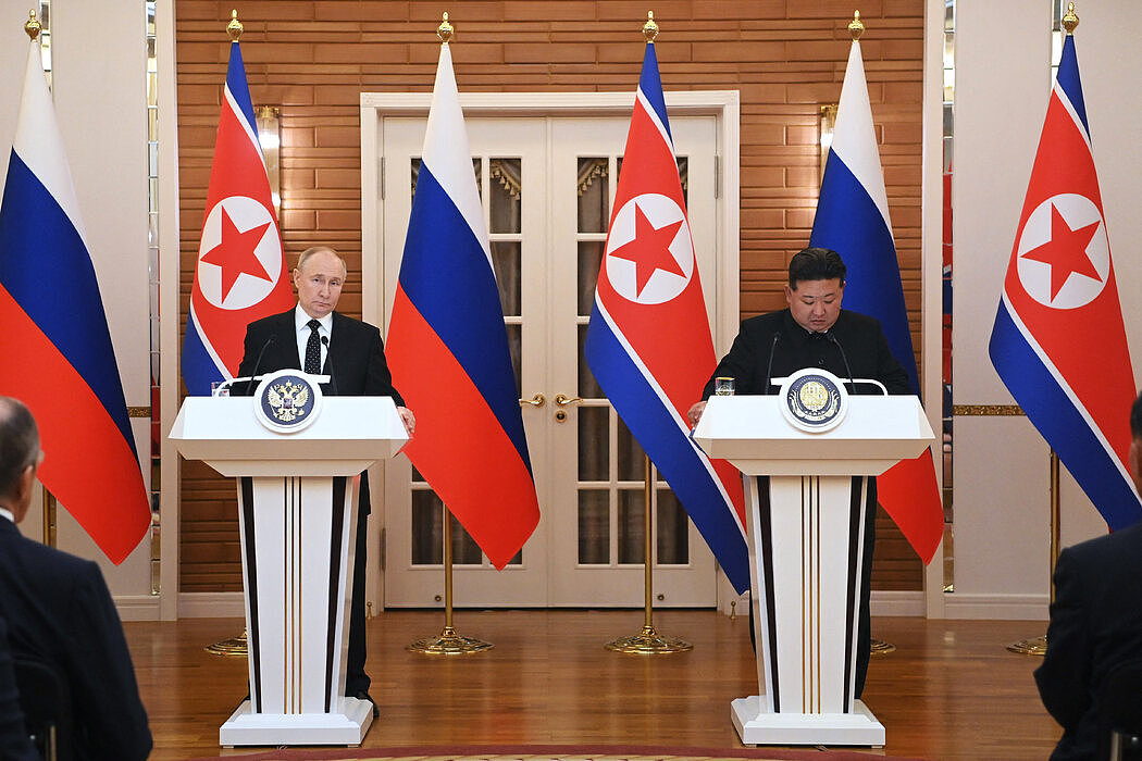纽时：俄朝签署安全协议，朝鲜半岛无核化努力成空（组图） - 1