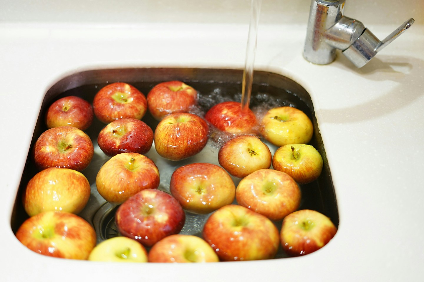 天天吃苹果致血液有毒？专家提醒吃水果前勿漏这1步（组图） - 5