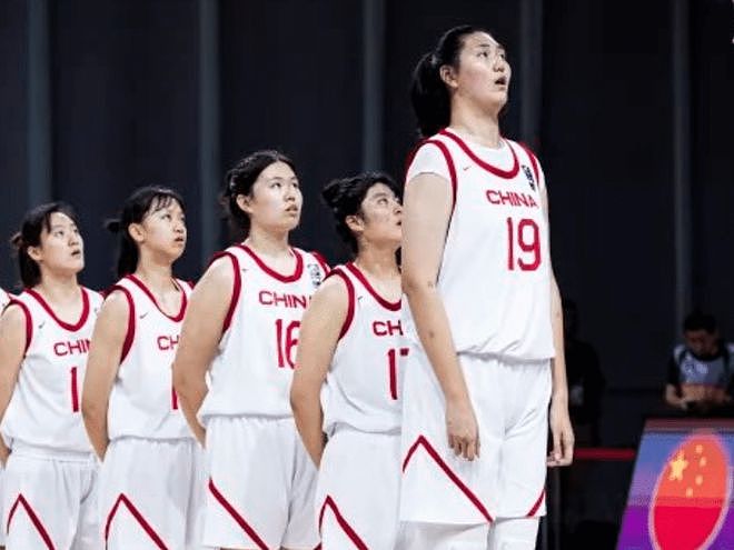 17岁张子宇被外媒关注，“世界最高的女篮队员”，被期待去WNBA（组图） - 6