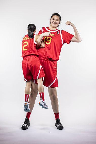 17岁张子宇被外媒关注，“世界最高的女篮队员”，被期待去WNBA（组图） - 7