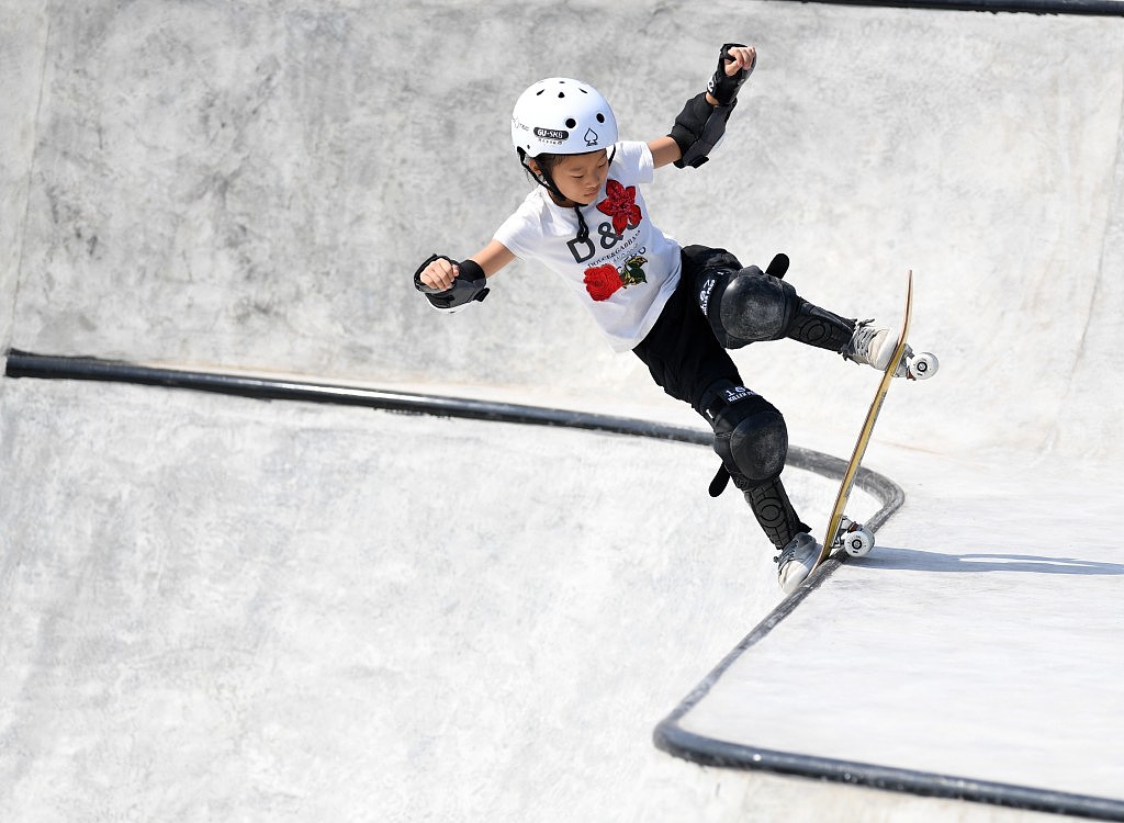 巴黎奥运：11岁滑板少女郑好好勇夺入场劵，或成中国队最年轻选手（组图） - 5