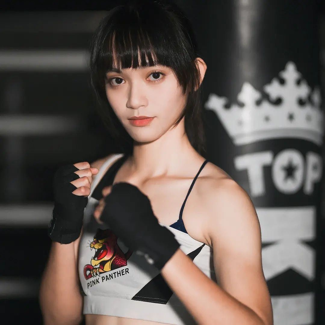 最强举牌女郎？日本美女换装上场39秒KO对手，曾参演香港电视剧（组图） - 11