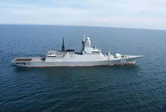 中俄海上联合巡航，俄军只派了一艘2000吨的小船，不是敷衍？（组图） - 3