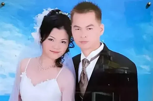 杀害中国外卖员凶手之妻被控藏匿枪支，法院宣判后情绪失控（组图） - 6