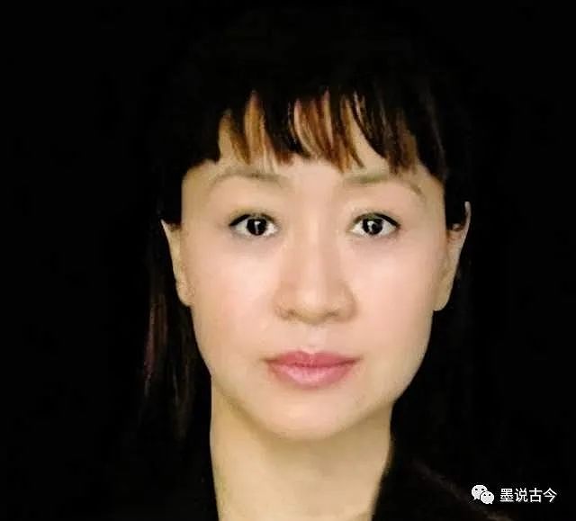 “妩媚倒姐”李薇：当多名大老虎的“公共情妇”，45天赚2亿，被判五年，现已出狱（组图） - 2