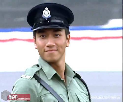 香港警队军装警察制服的变迁：从大头绿衣到全天候蓝色制服（组图） - 16