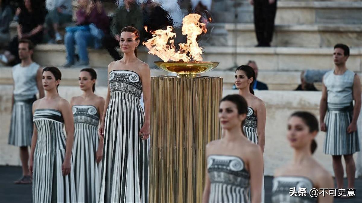 太尴尬了！中国有五位明星担任奥运火炬手，但官方却只承认一位（组图） - 3