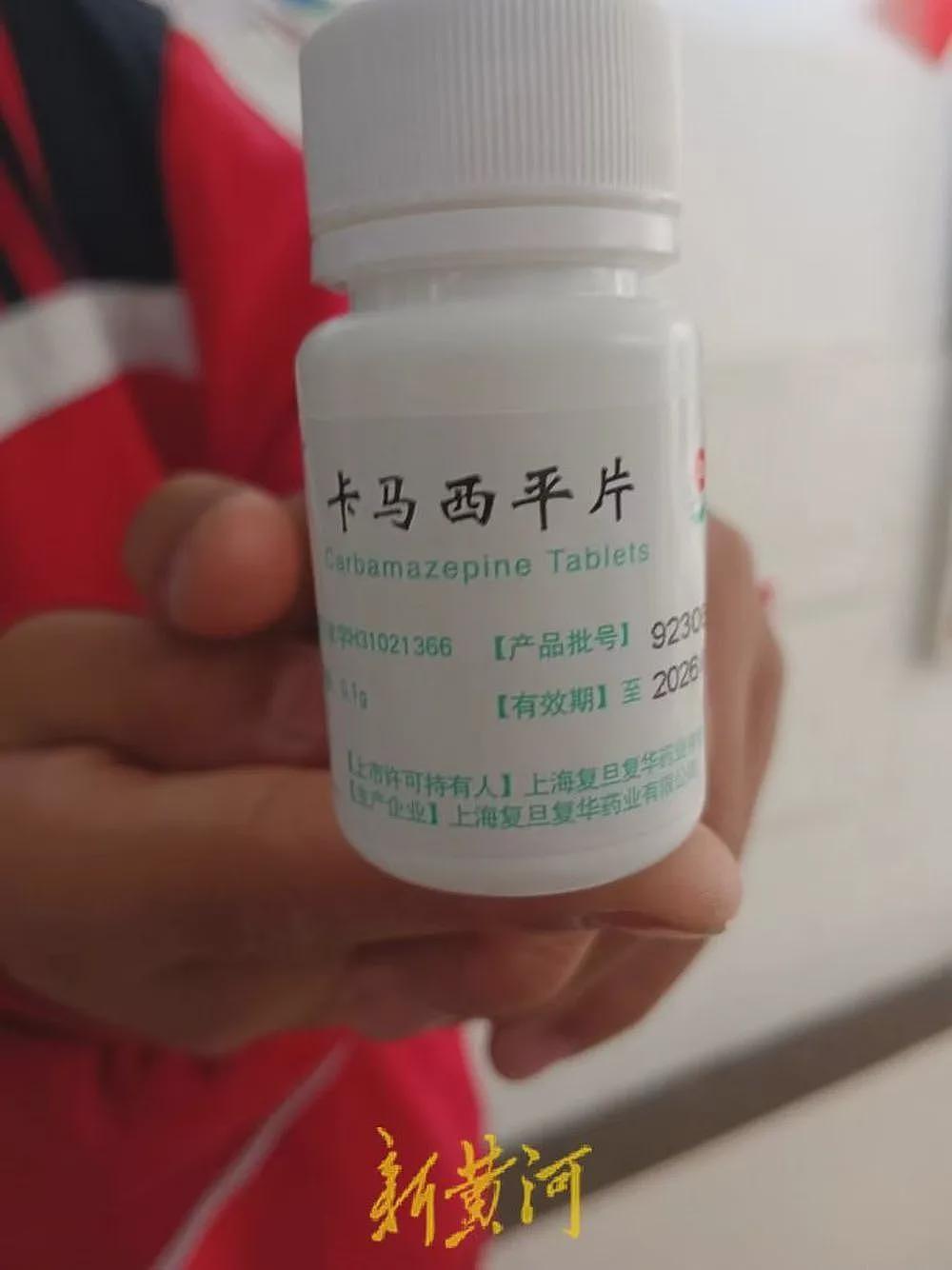 14岁初中生课堂“嗑药”致昏迷进ICU，药店涉嫌违规售卖处方药（组图） - 1