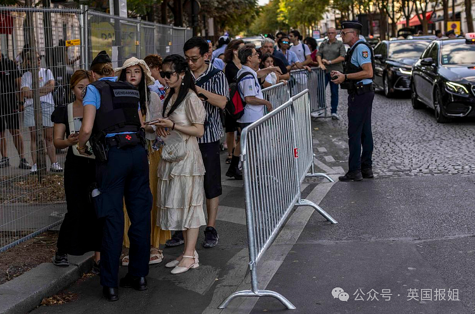 巴黎奥运发N万只套套遭吐槽！各处封路交通涨价，连老鼠都困在下水道？居民：已经累了，爱咋咋地！（组图） - 20