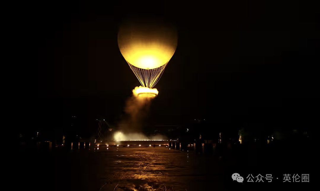 “办的太烂，不如伦敦“！巴黎奥运会惊艳世界，英国媒体破防了：雨好大，船太小，表演好乱...（组图） - 22