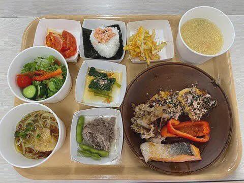 巴黎奥运被吐槽伙食差！吃块鸡肉要靠抢，日媒趁机吹捧东京奥运会吃得好…（组图） - 27