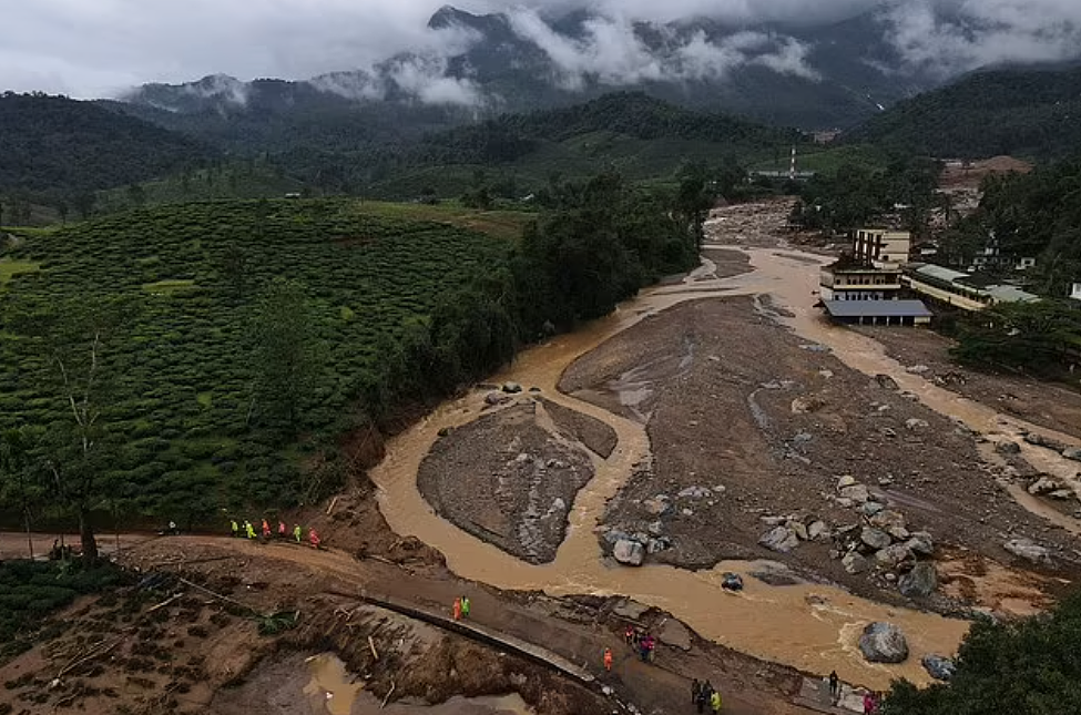 突发灾难！158人死，整个地区被彻底抹去，人体残肢河中漂过......（组图） - 2