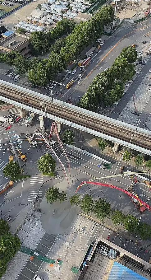 路面突发沉降，武汉地铁回应！汉口火车站列车受影响，铁路部：不要离开车站区域（视频/组图） - 10