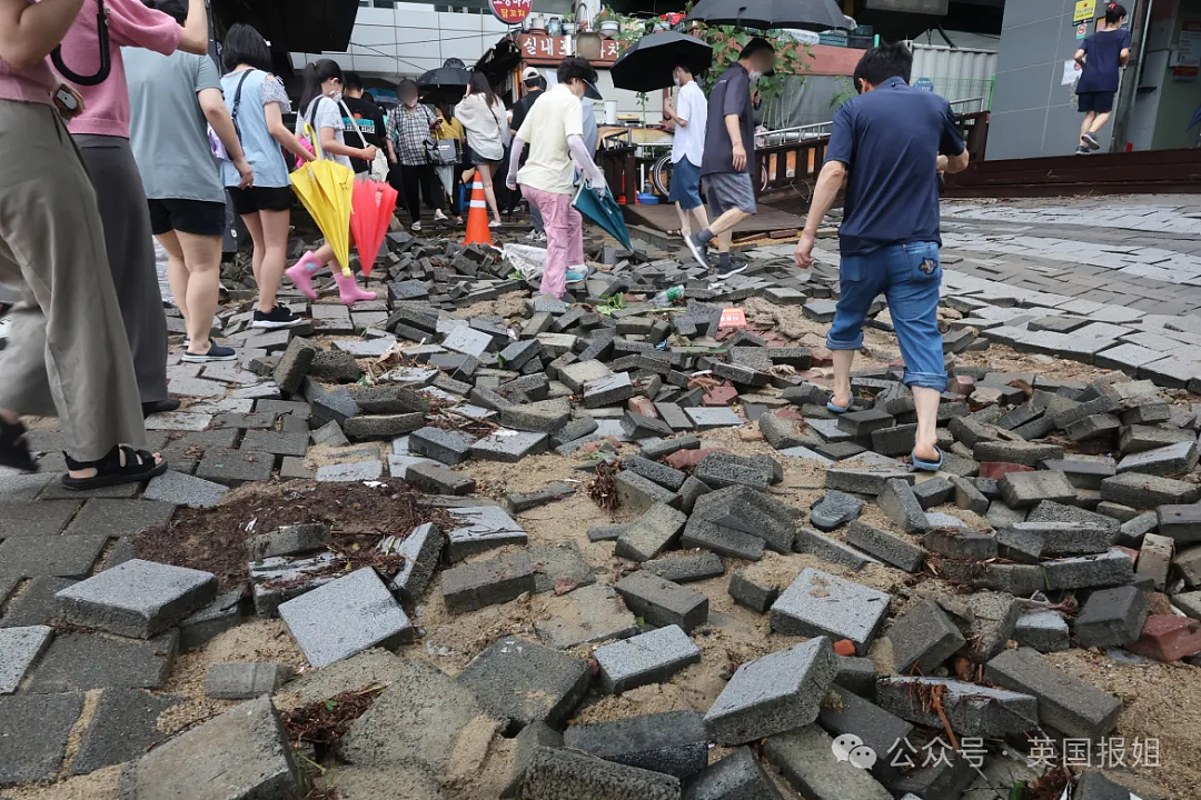 韩国霸凌又出可怕新招数！打工人为躲前辈折磨，暴雨天发洪水都得上班：不去死定了！（组图） - 3