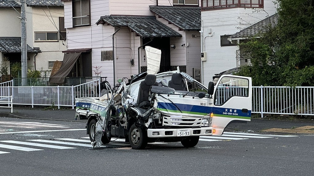 中国留学生日本街头狂飆失控撼对头农夫车！“冷血看司机惨死...”（组图） - 2