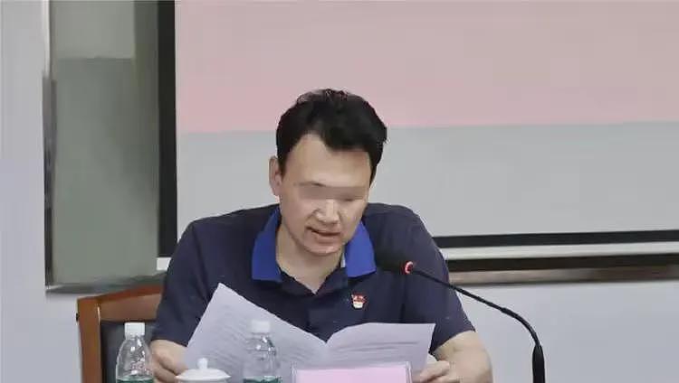 当袁主任一觉醒来，无数个未接电话，他将为自己的言论付出代价（组图） - 3