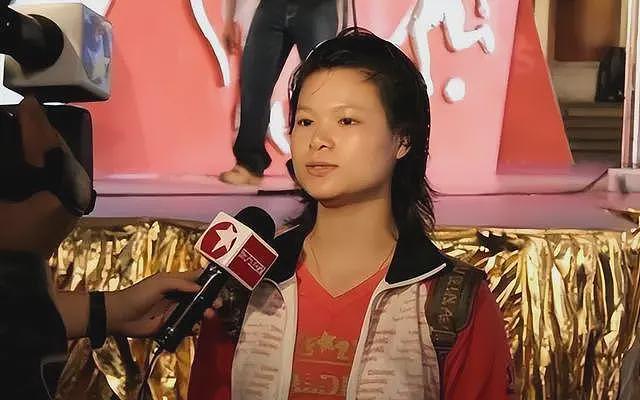 她为国拿下19枚奖牌，却被教练私吞20万奖金，退役后抱娃摆摊维生（组图） - 27