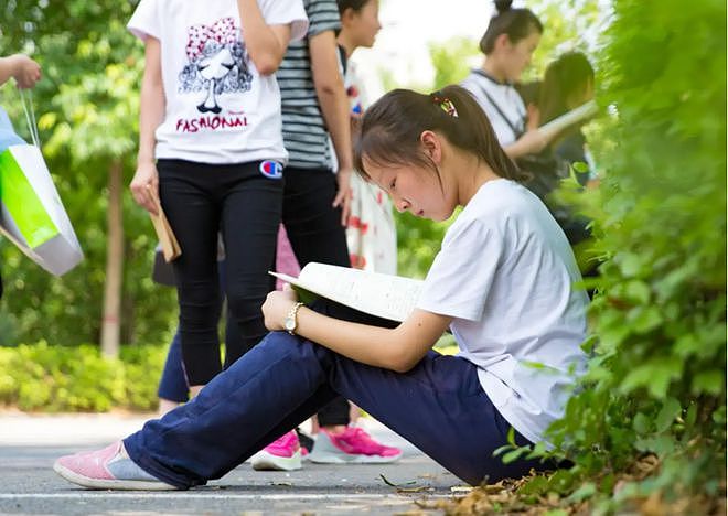 “不敢和河南人做同学”，河大在广东招生遇冷，本地学生道出原因（组图） - 4