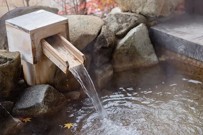 2名外国游客白住百年温泉旅馆…没付钱跑路，日本老板心碎报警：是我们的错！（组图） - 2