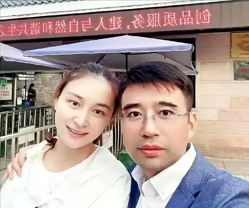 女子不愿浪费基因，13年生9娃，丈夫身份曝光后，网友：原来如此（组图） - 13