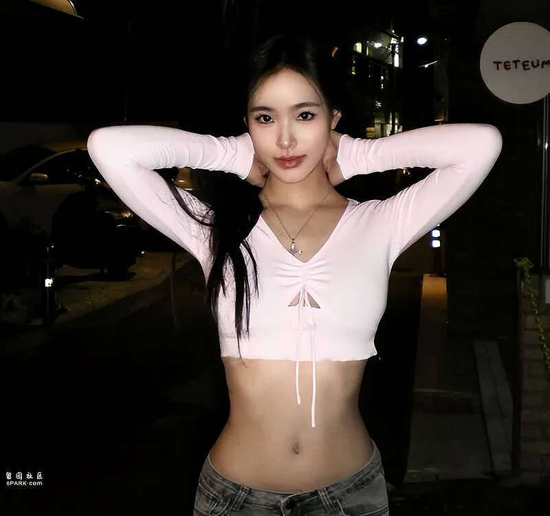 小S二女儿拍视频擦边，全程视角暧昧！网友：低俗（组图） - 2