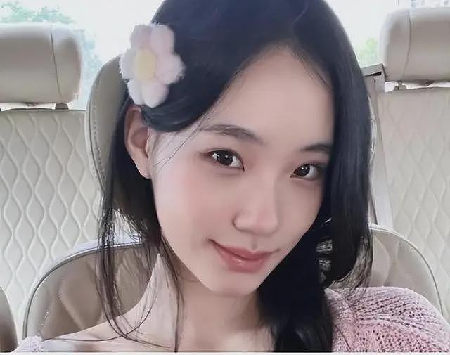 小S女儿是掌握了流量密码，“三露”惹网友痛批：媚俗、低级趣味（组图） - 18