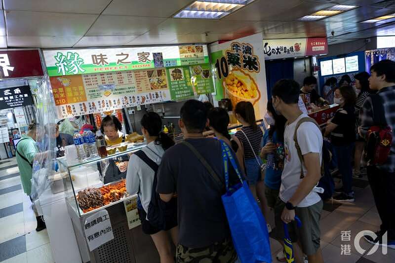 网友吵起来了！内地网红美食在香港被狂骂（组图） - 4