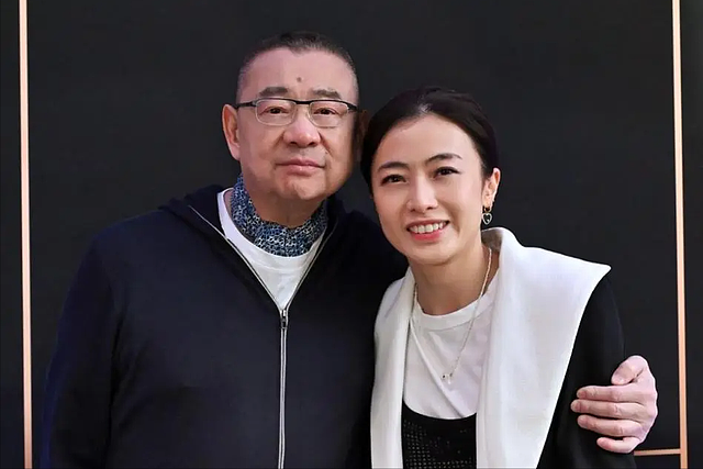 事实证明，4年连生两子分400亿美元的她，才是真正的有手段女娱记者（组图） - 27