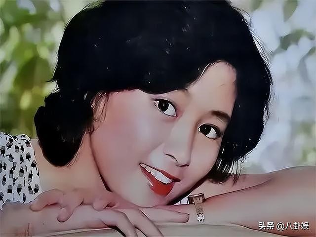 因赴美留学与丈夫离婚，今66岁没有子女，表示再见前夫仍感到心动（组图） - 9