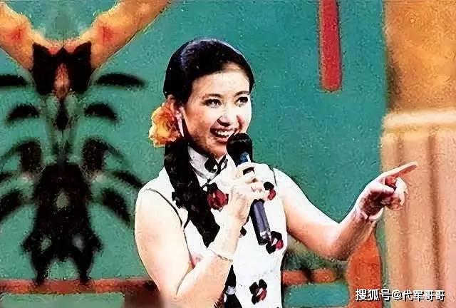 央视“第一美女”：事业巅峰赴港生子，两婚两离，如今过得咋样？（组图） - 32