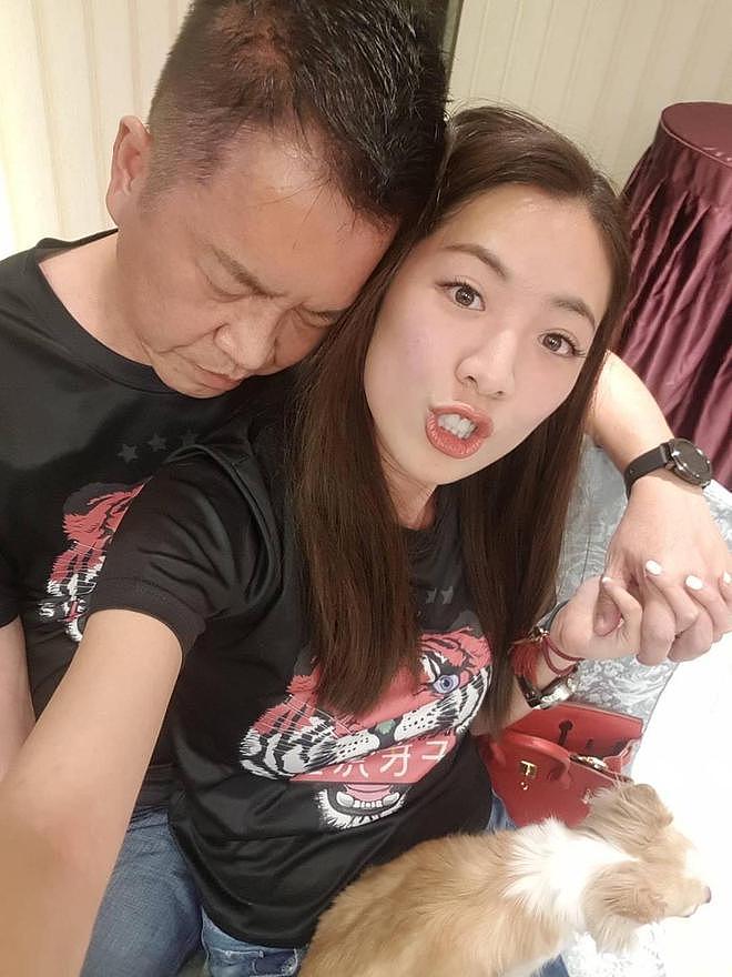 刘伊心传婚变！和64岁老公写离婚协议，3胎女儿刚出生不久（组图） - 7