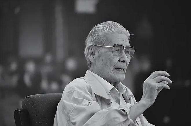 白天当演员，晚上是间谍，隐姓埋名75年，94岁姜子牙传奇一生（组图） - 8