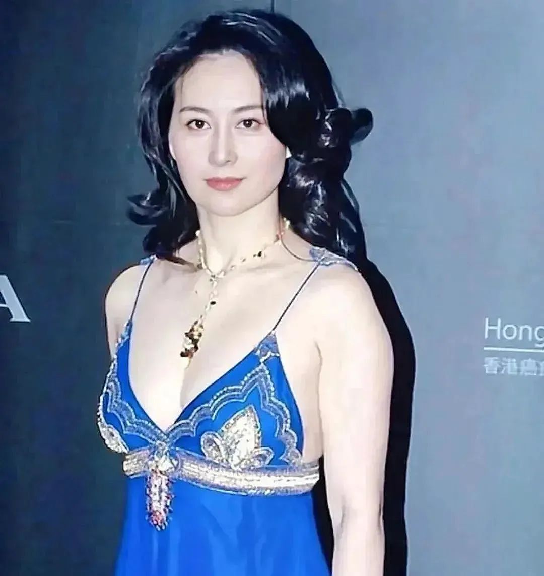 有一种发育过猛叫赌王的女儿，网友：还缺女婿吗？（组图） - 3