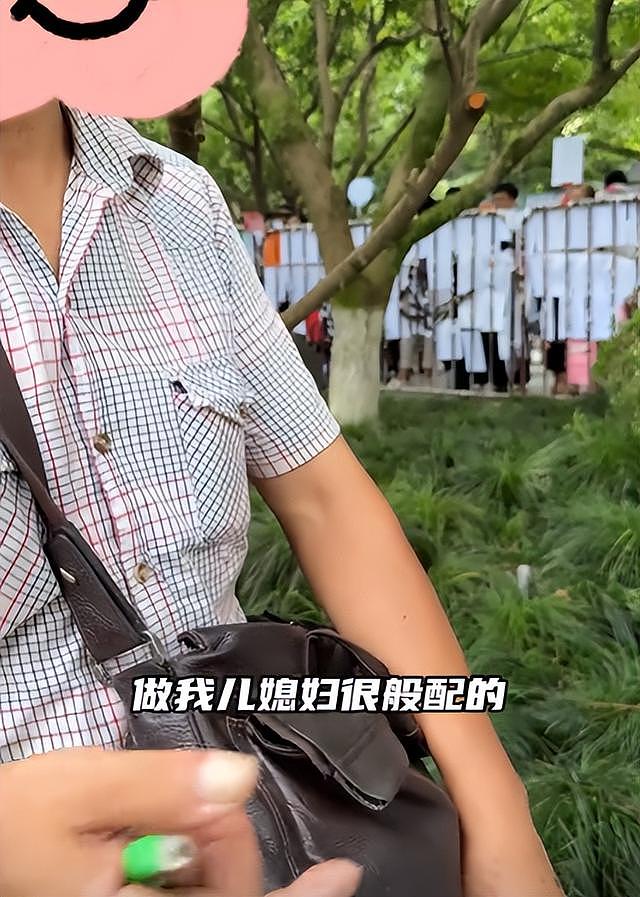 44岁单身女演员现身浙江相亲市场，有颜有钱却连连碰壁，无奈放弃（组图） - 16