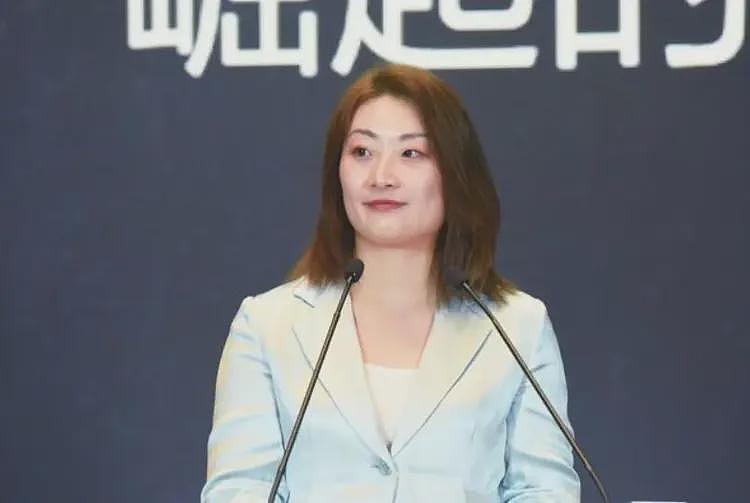 大获全胜！宗馥莉接任娃哈哈集团董事长，四位辅助老臣全部出局（组图） - 6