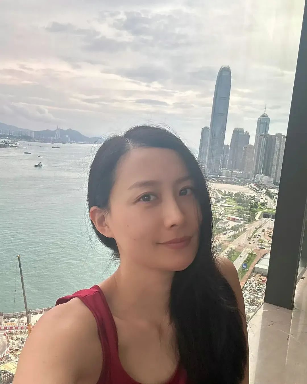 恭喜！TVB前当家花旦二婚嫁外籍老公生两娃，勇闯好莱坞终做女主角（组图） - 5