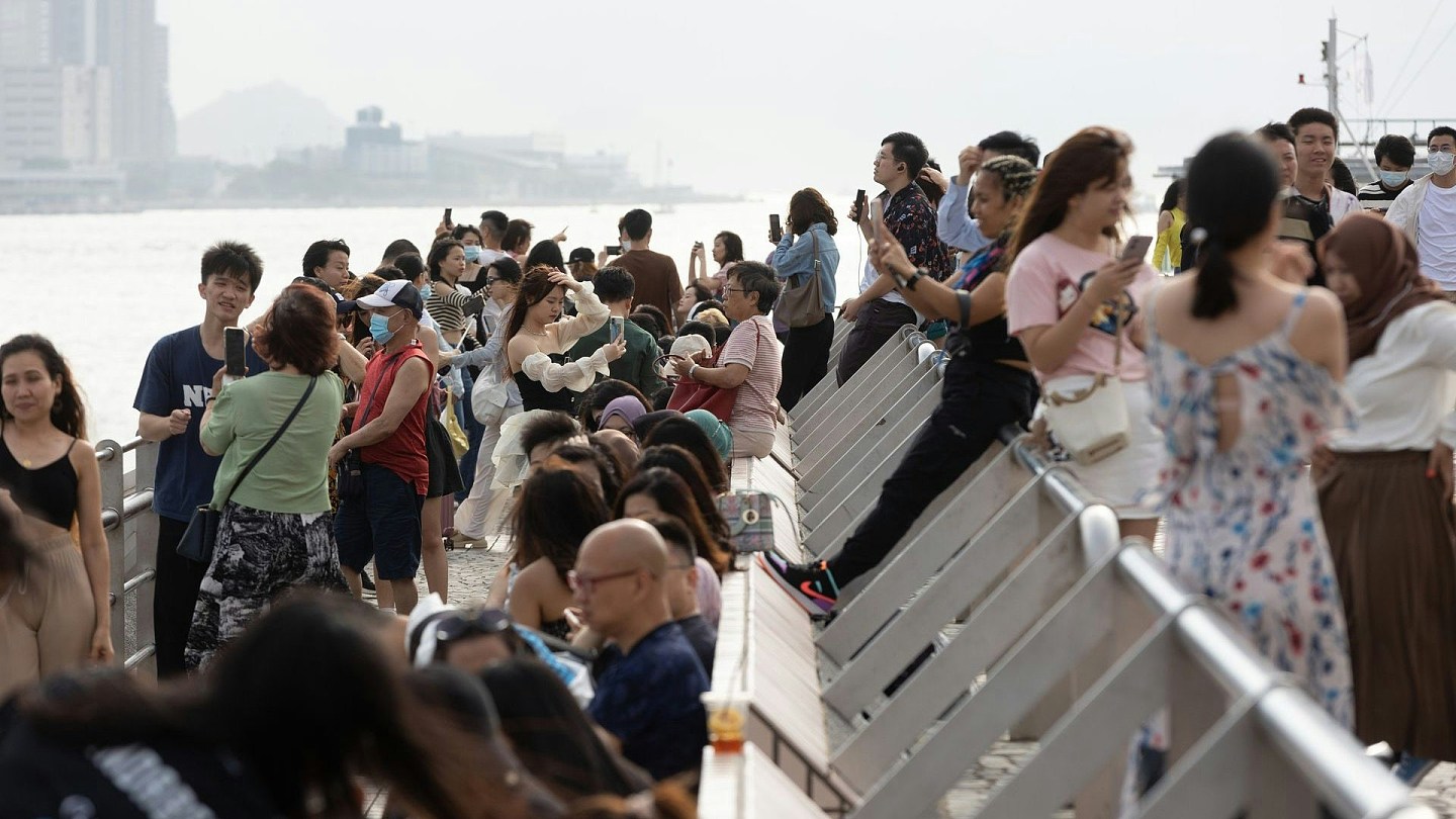 游港不满！内地女力数4宗罪：最不喜欢香港，被围攻霸气反呛惨了（组图） - 3