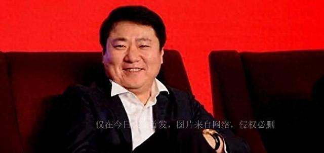 “影业大亨”于冬：我欠前妻很多，所以我和金巧巧离婚的传闻是真的（组图） - 1