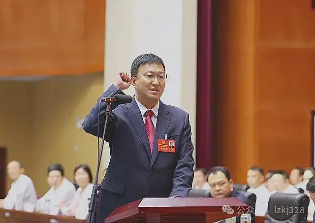 “恶意返乡”发明人董鸿县长要升职了（组图） - 12