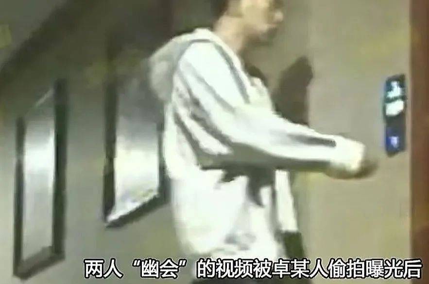 曝陈晓弃孩遭“打脸”，曝白鹿恋情被辟谣，“第一狗仔”也失灵了（组图） - 21