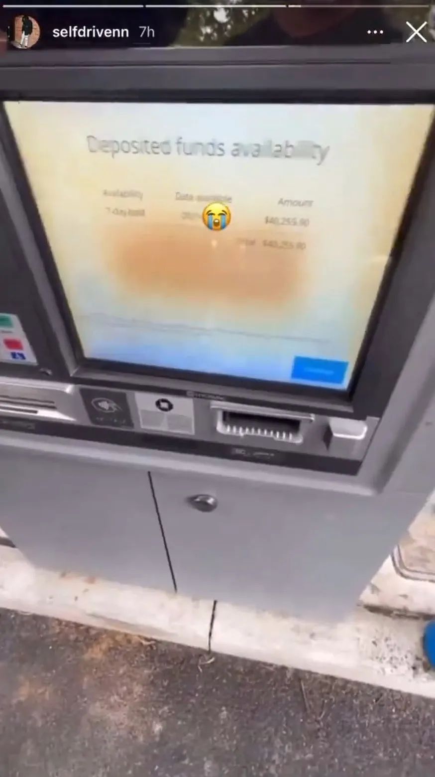 银行出BUG，能无限取钱？美国人疯狂排队ATM，结果却悲剧了...（组图） - 9