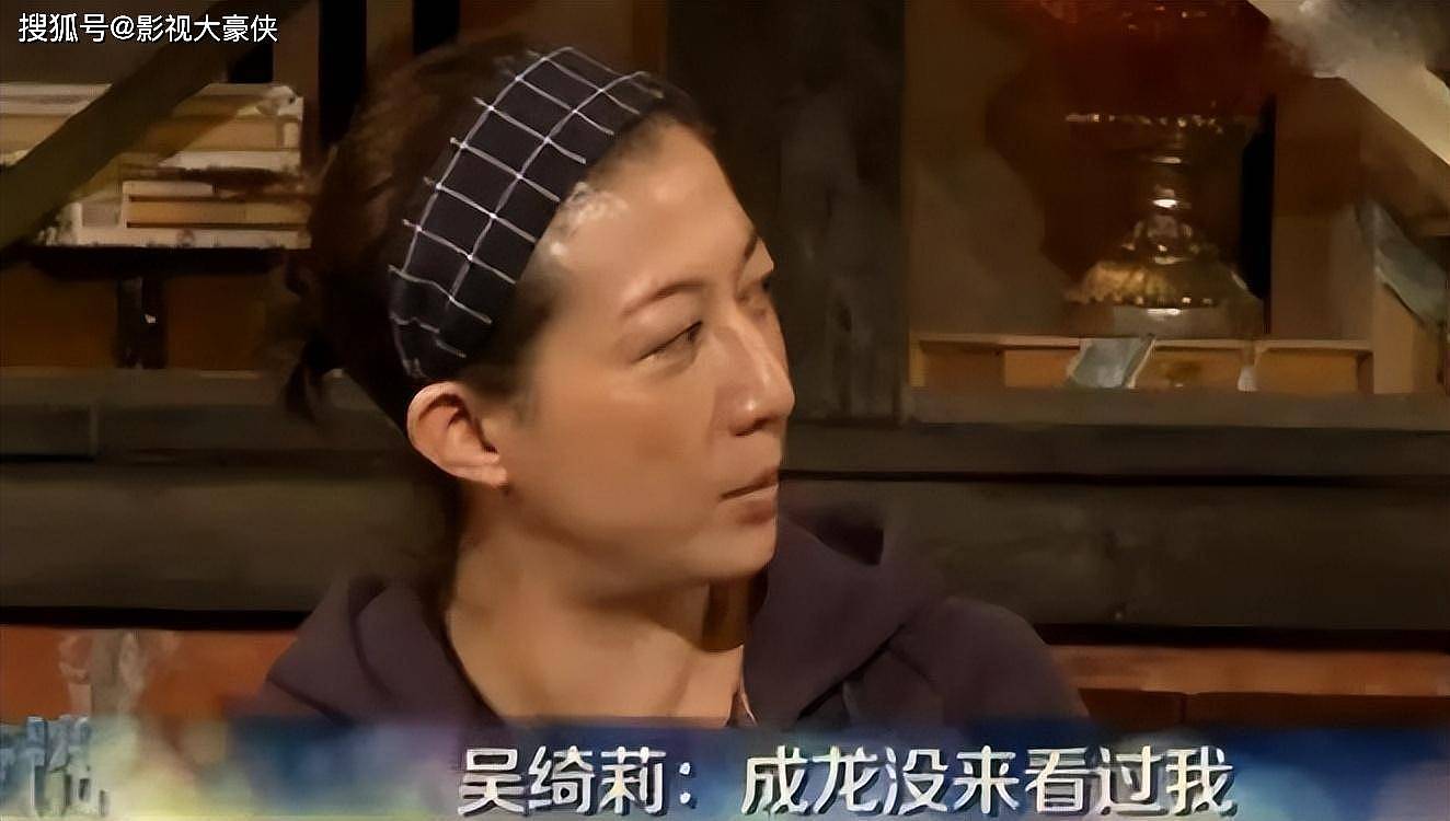 她是被成龙“抛弃”的女儿，如今她的报复比想象中更加“疯狂”（组图） - 10