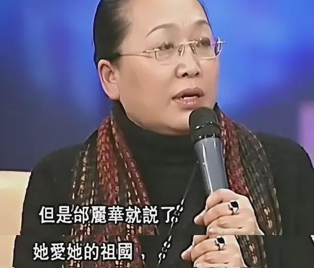 春晚“千手观音”爆红，邰丽华拒绝富豪嫁给穷小子，如今怎样了？（组图） - 16