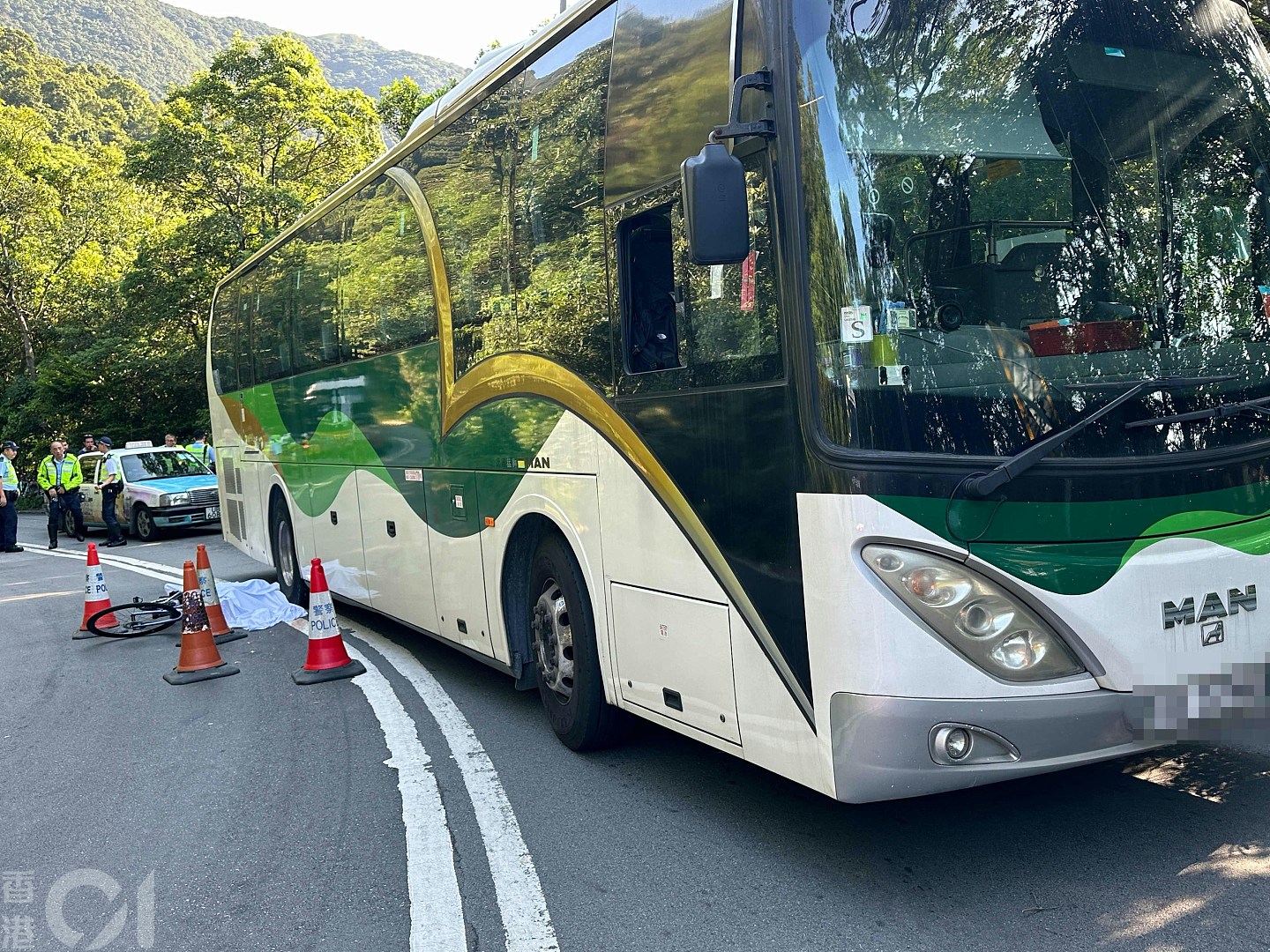 香港大屿山夺命车祸！内地单车女网红客死异乡，网民涌抖音小红书悼念（组图） - 17