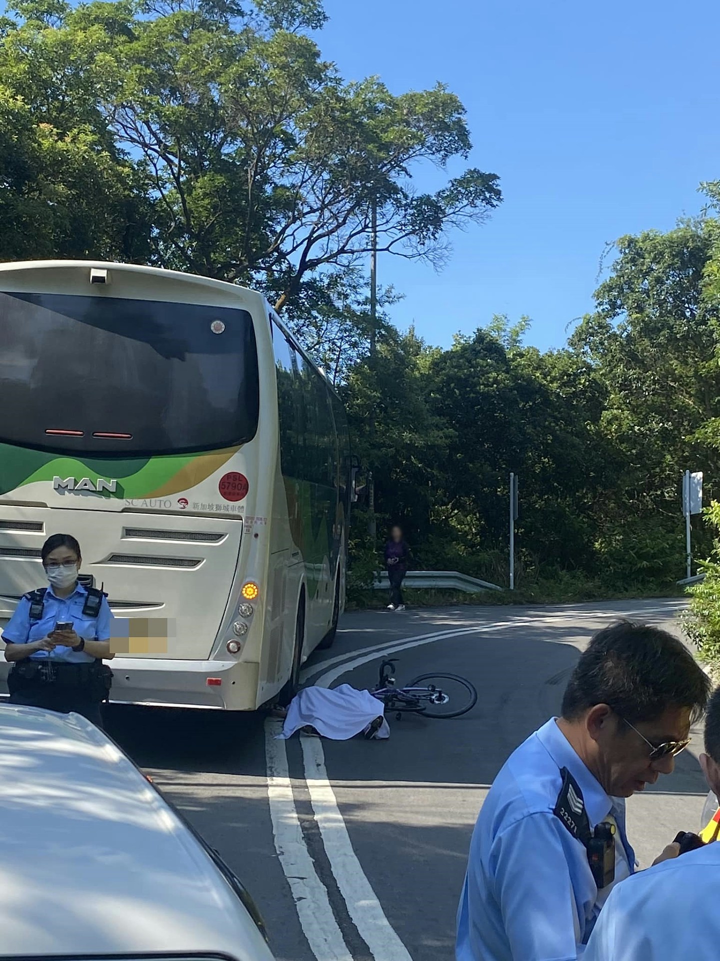 香港大屿山夺命车祸！内地单车女网红客死异乡，网民涌抖音小红书悼念（组图） - 15