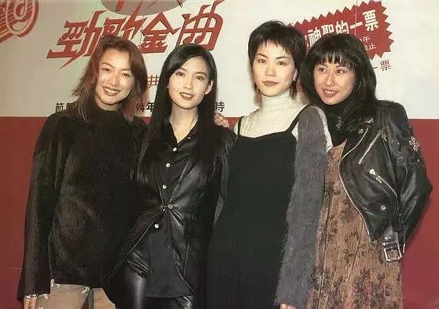 “玉女掌门人”周慧敏官宣退圈，容忍老公多次出轨，卑微的背后另有隐情？（组图） - 17