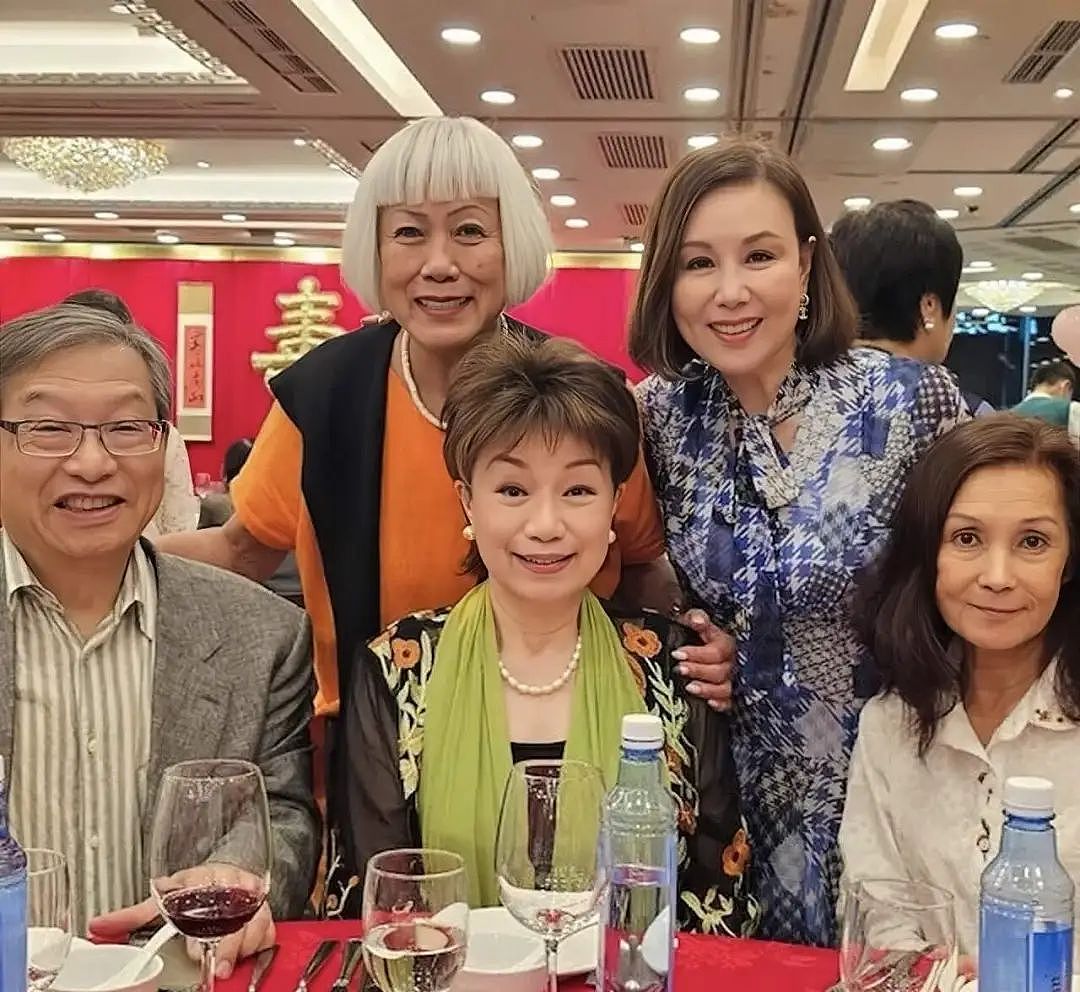 一路走好！TVB前当家花旦突传病重离世，与邵氏男演员结婚几十年不生小孩（组图） - 2