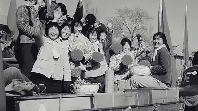 1983年内蒙古牙克石特大案件，17名女知青为活命竟主动脱衣迎合（组图） - 23