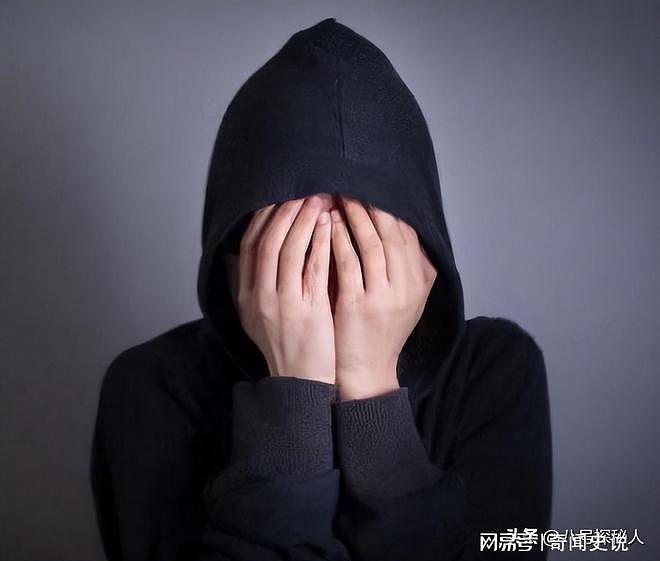 年薪百万，竟跳楼自杀：中国最暴利的产品，为何逼死了90后天才？（组图） - 23